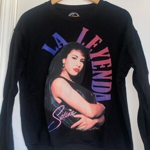 Selena official merch La Leyenda Black Sweatshirt